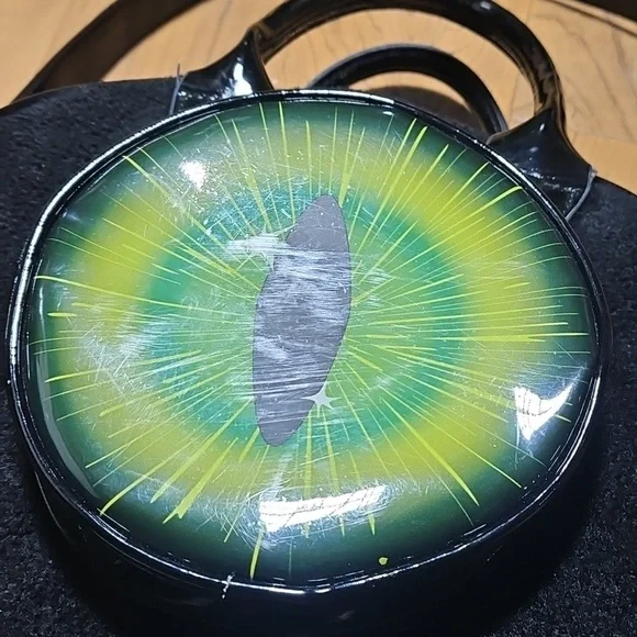 Kreepsville Eyeball Bag - Picture 8 of 14